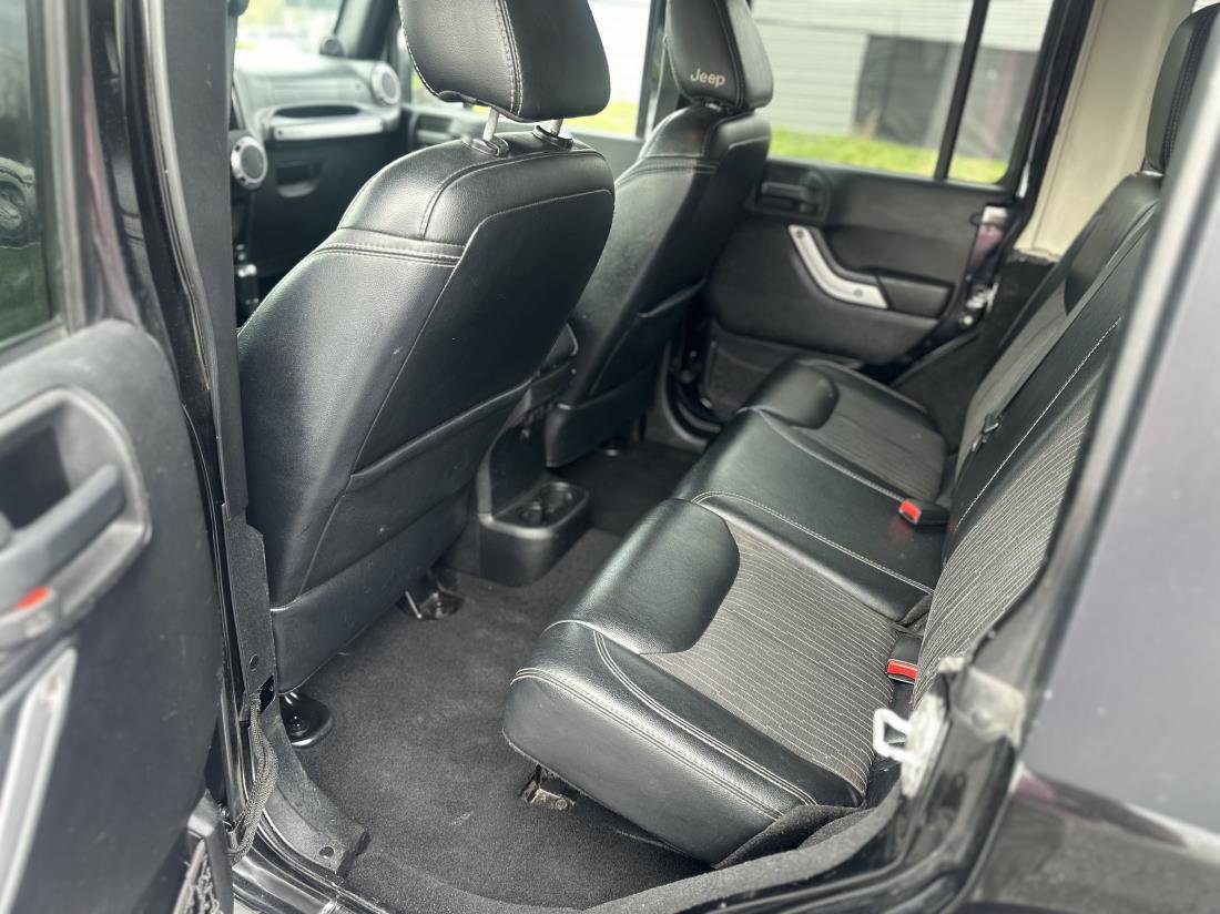 Used 2014 Jeep Wrangler Sport image 9