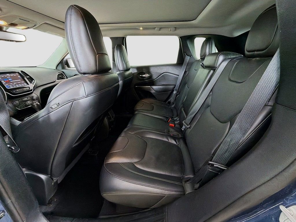 Used 2021 Jeep Cherokee Limited w/ Elite Package image 26