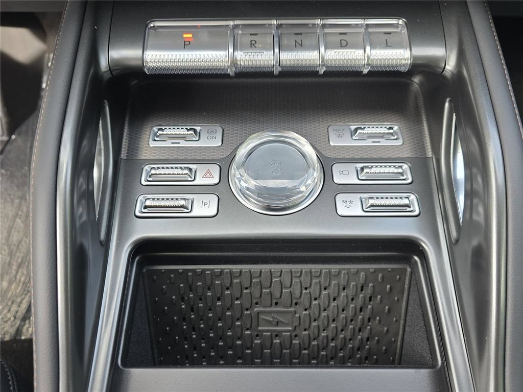 New 2026 Lincoln Nautilus Premier AWD/4WD image 19