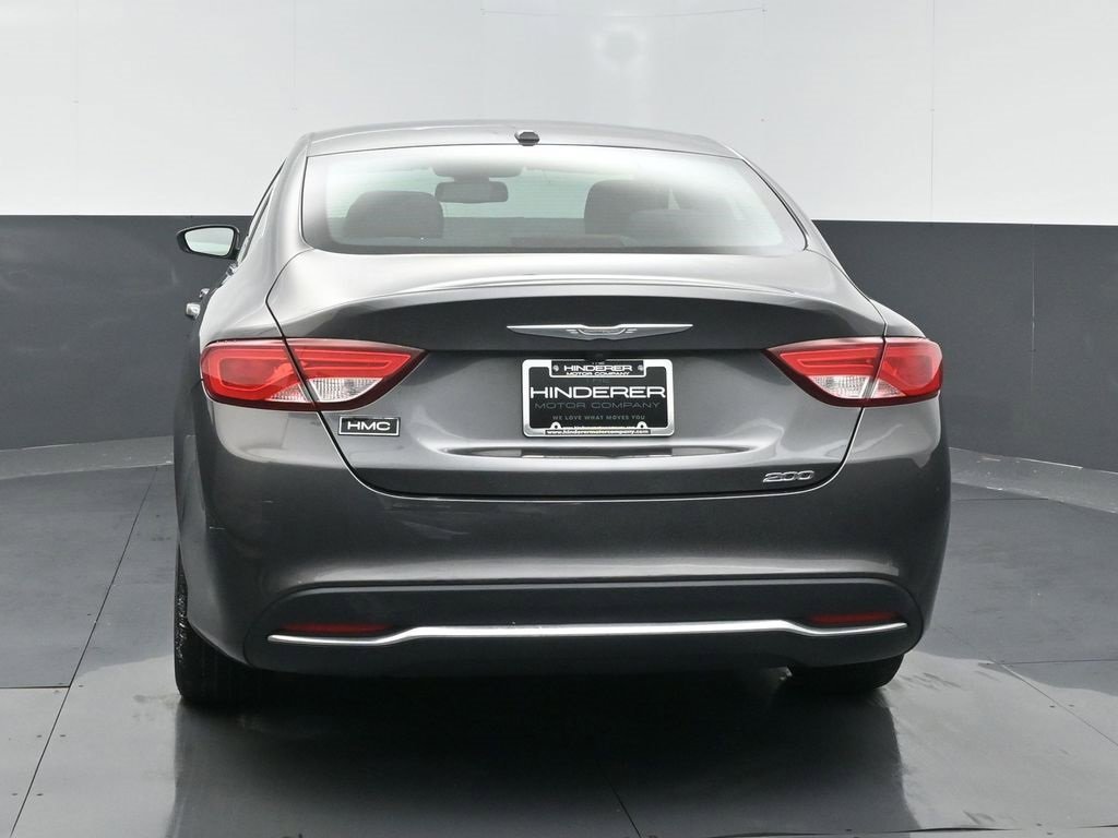Used 2015 Chrysler 200 Limited w/ Convenience Group image 19