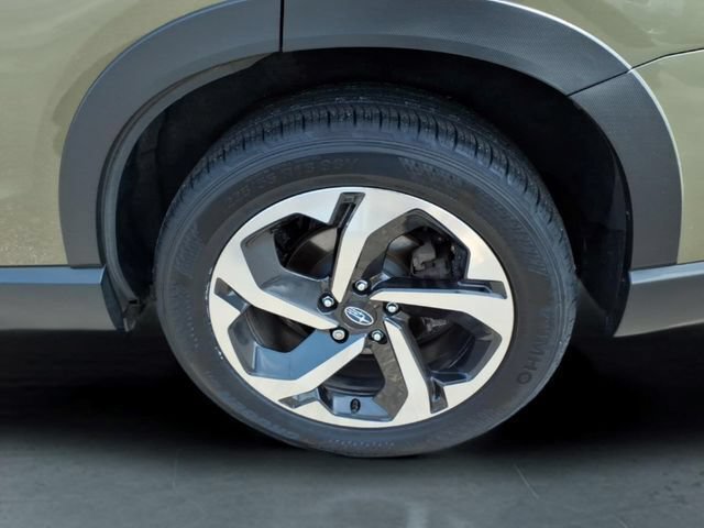 Used 2023 Subaru Forester Touring AWD/4WD image 16