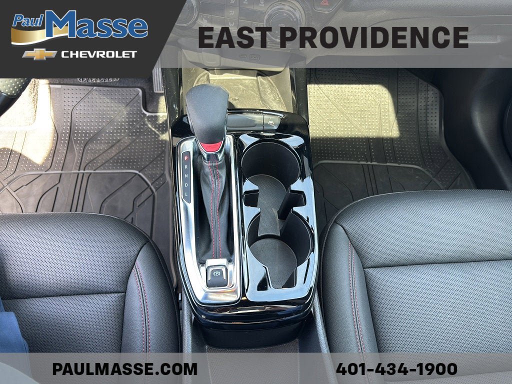 Used 2025 Chevrolet Trax RS w/ Sunroof Package FWD image 15