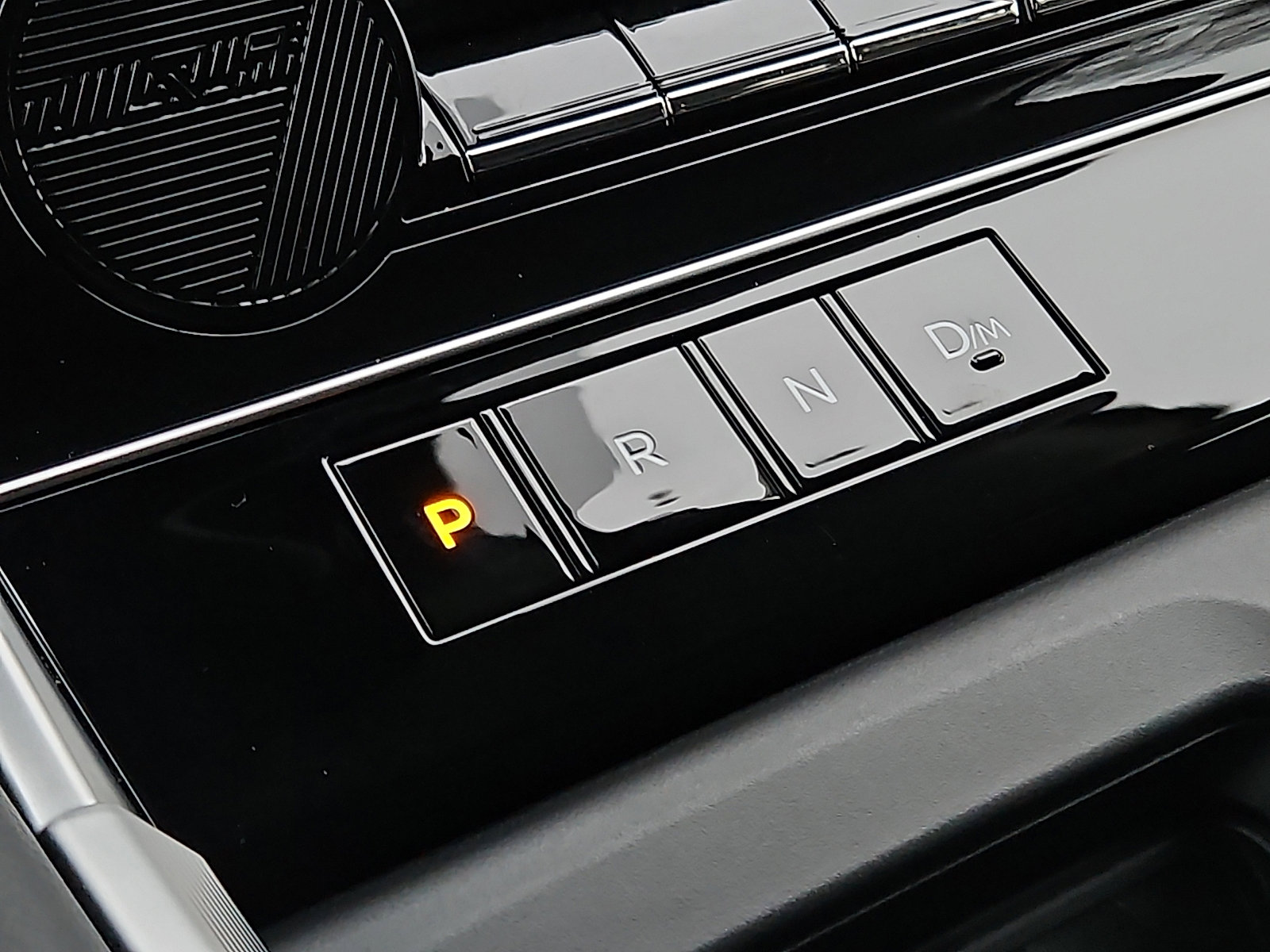 Certified 2025 Nissan Armada SV image 13