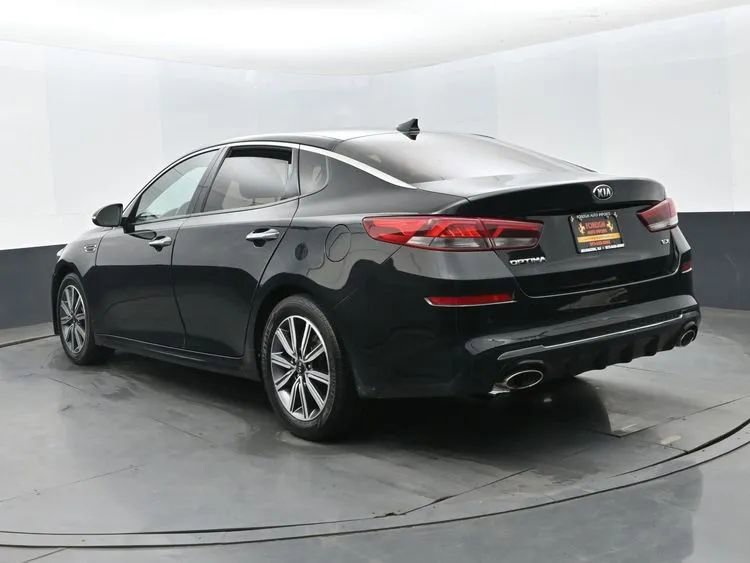 Used 2019 Kia Optima EX image 9