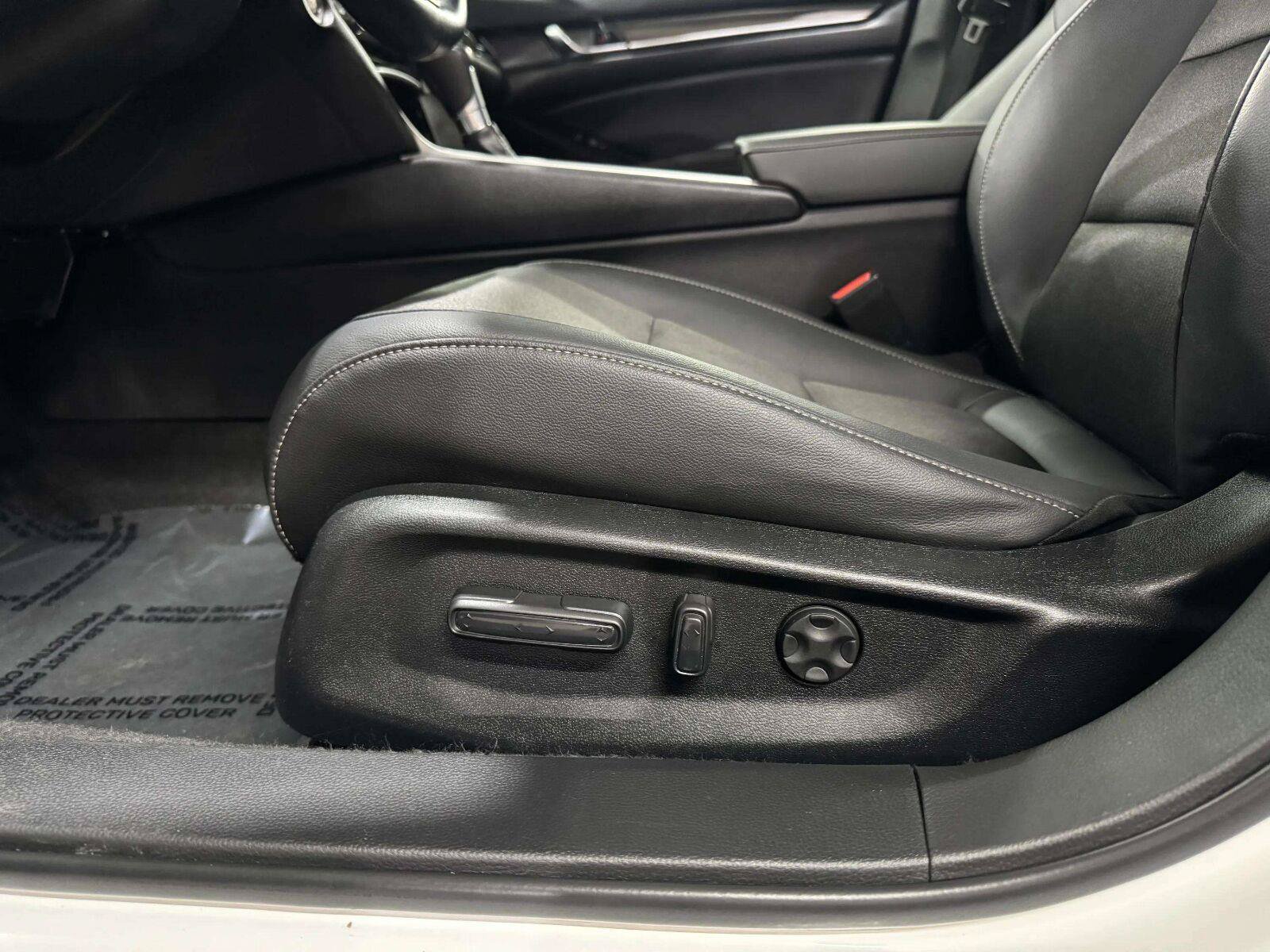 Used 2022 Honda Accord Sport image 25