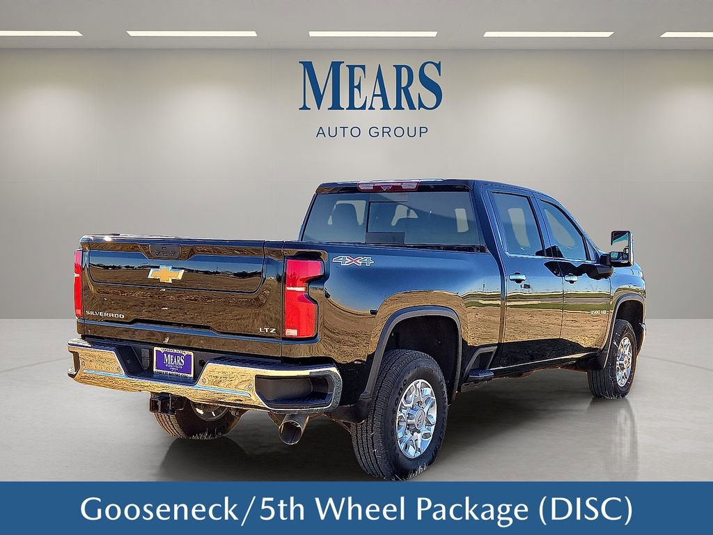 Used 2024 Chevrolet Silverado 3500 LTZ w/ LTZ Convenience Package image 6