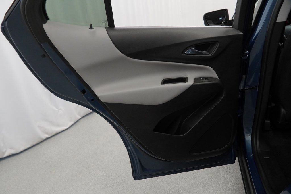 Used 2024 Chevrolet Equinox LS w/ LS Convenience Package image 40