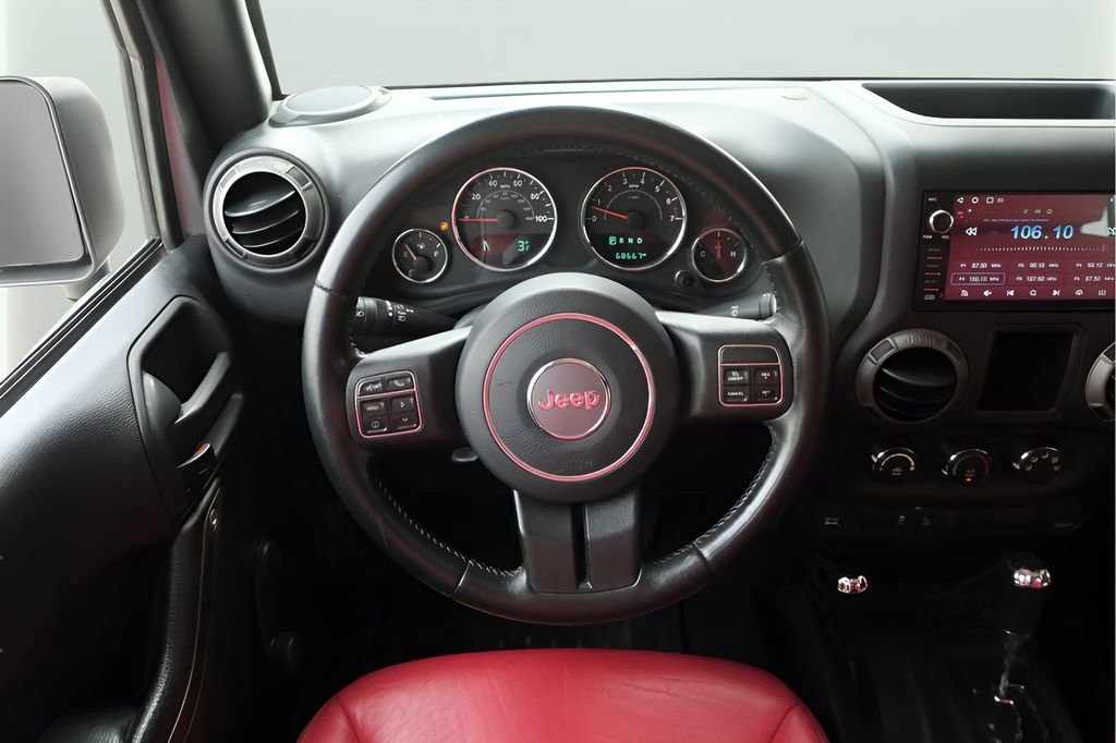 Used 2016 Jeep Wrangler Unlimited Sport w/ Connectivity Group AWD/4WD image 19