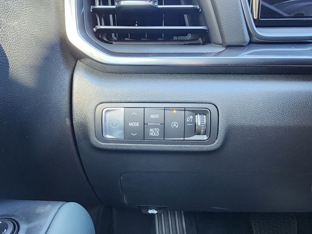 New 2026 GMC Terrain AT4 w/ Convenience Package III image 18