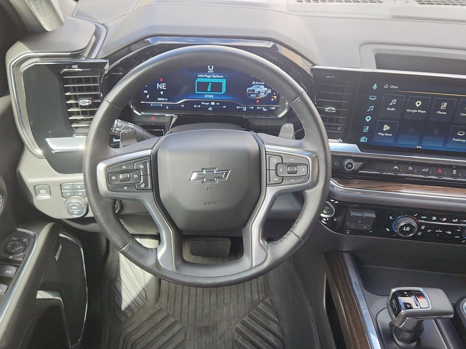 Used 2025 Chevrolet Silverado 1500 LT Trail Boss w/ Convenience Package II AWD/4WD image 15