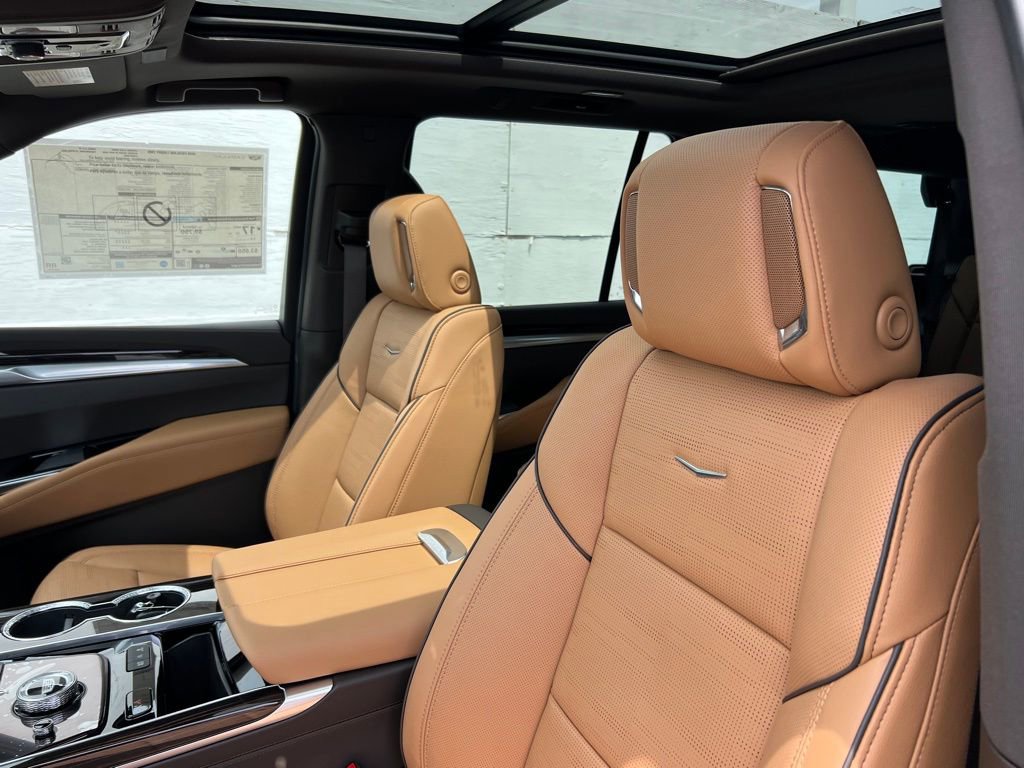 New 2026 Cadillac Escalade Luxury RWD image 11