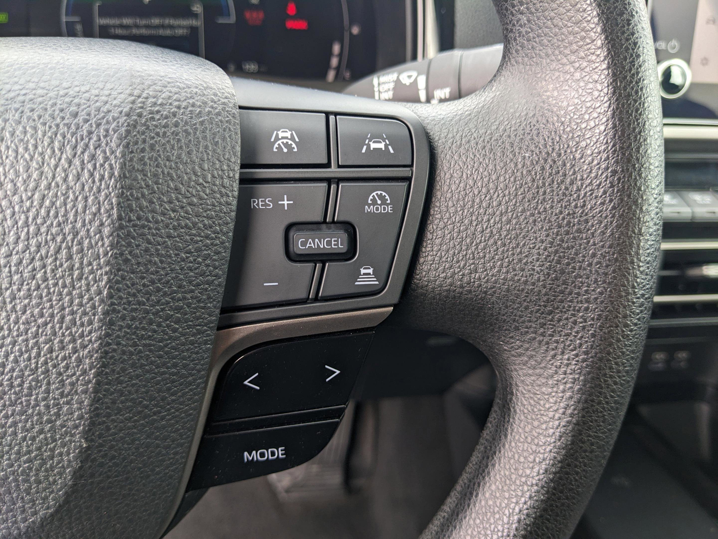 Used 2025 Toyota Camry LE image 38