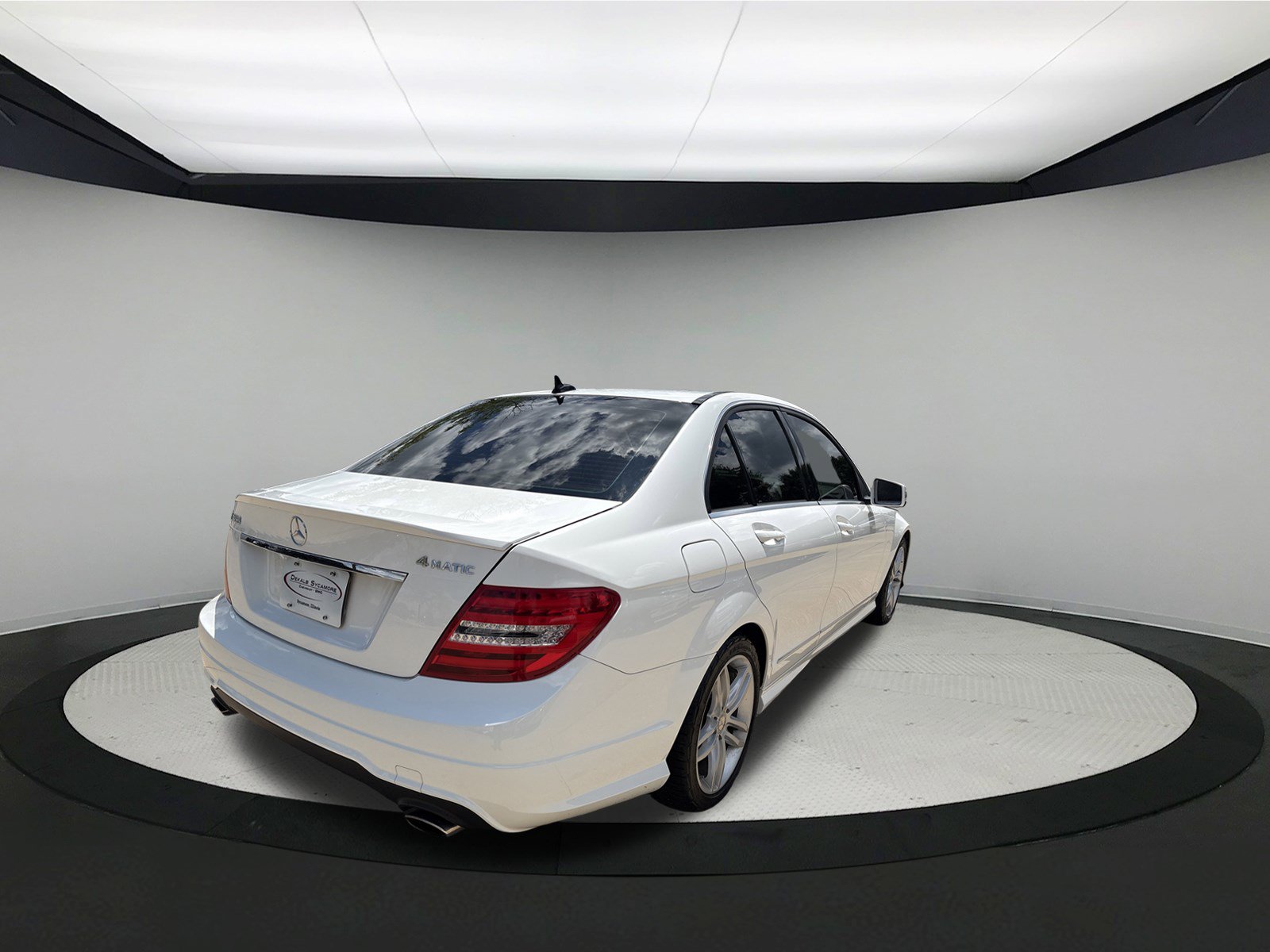 Used 2014 Mercedes-Benz C 300 4MATIC Sedan image 7