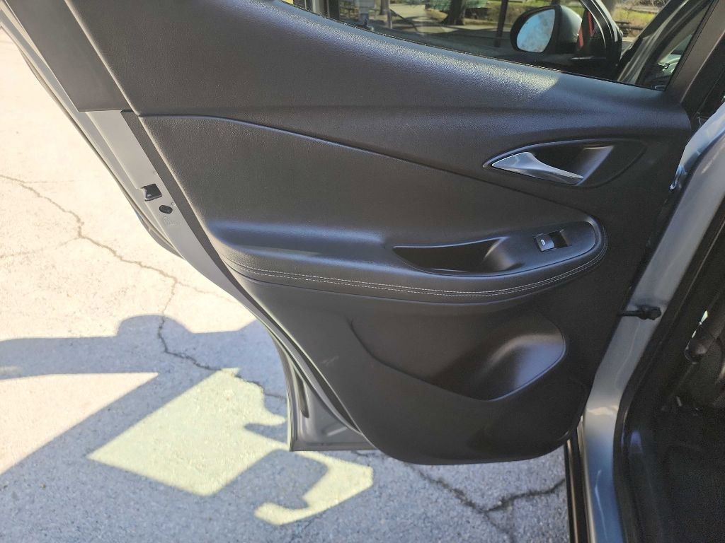 Used 2023 Buick Encore GX Select image 26