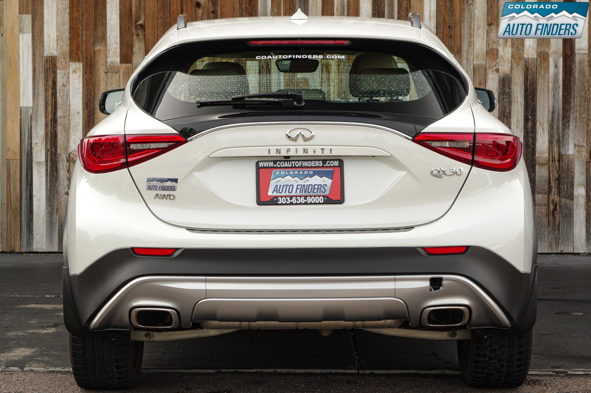 Used 2018 INFINITI QX30 Premium w/ Cargo Package AWD/4WD image 5