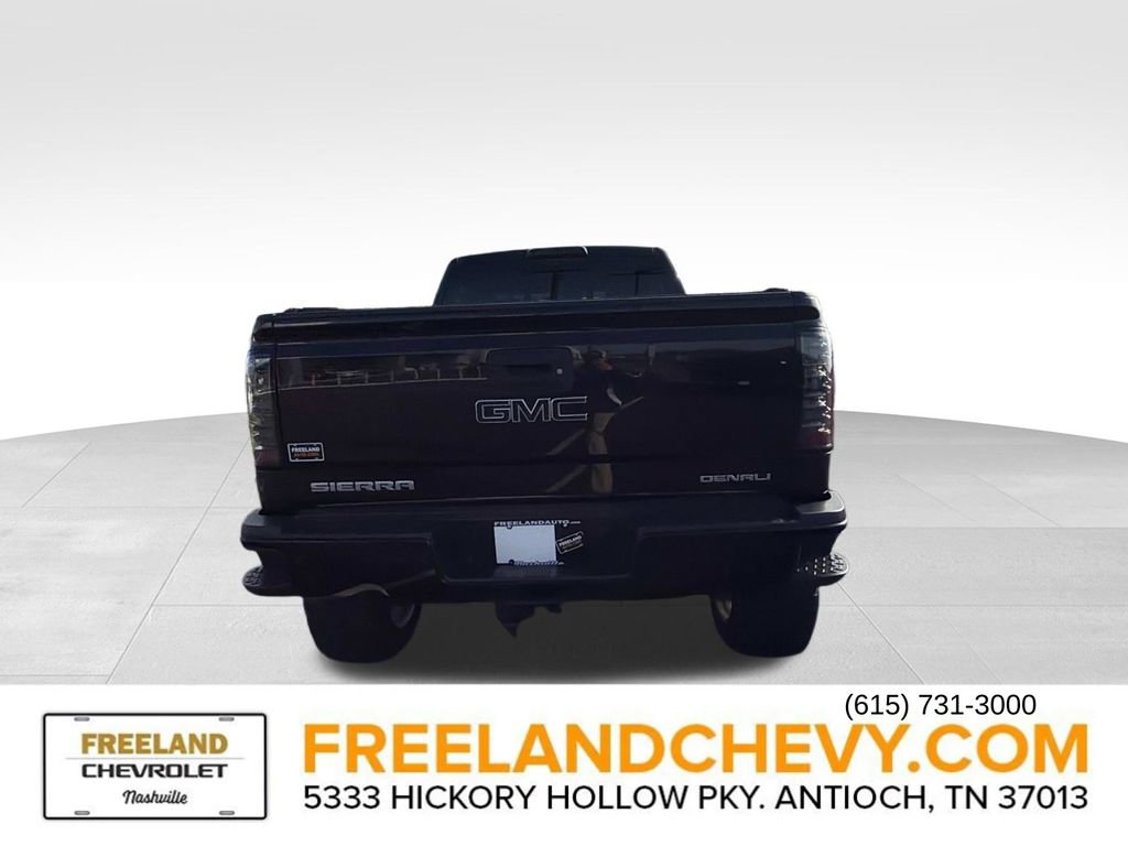 Used 2016 GMC Sierra 2500 Denali w/ Duramax Plus Package image 3