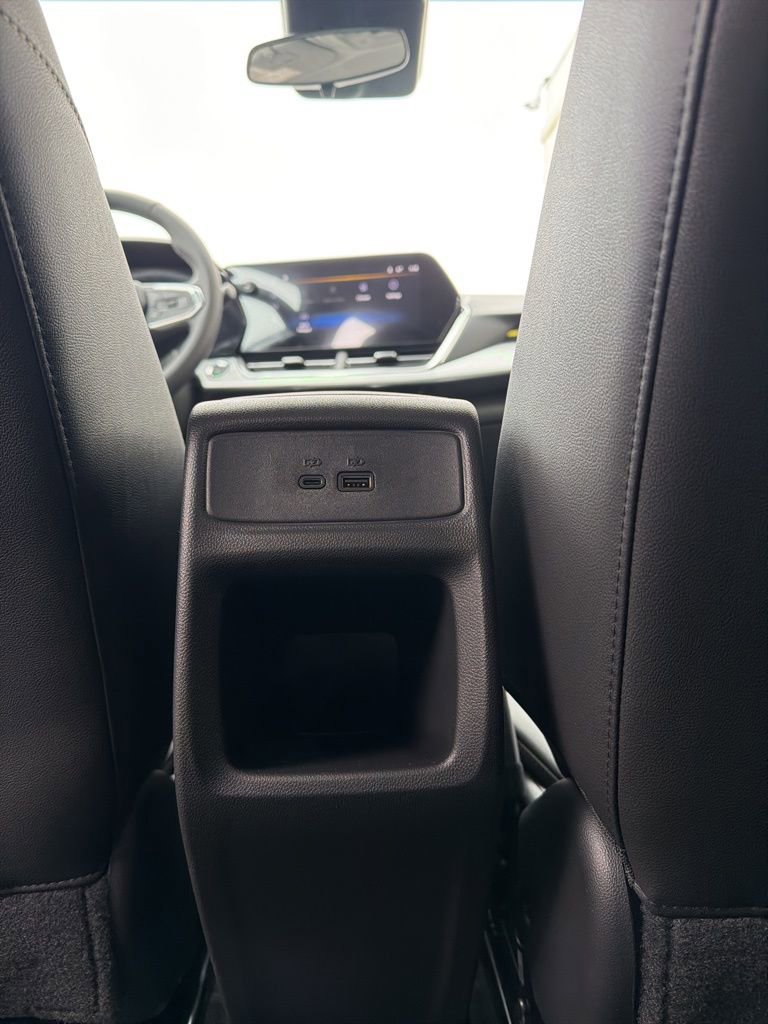 New 2026 Chevrolet Trax LT w/ Driver Confidence Package FWD image 23