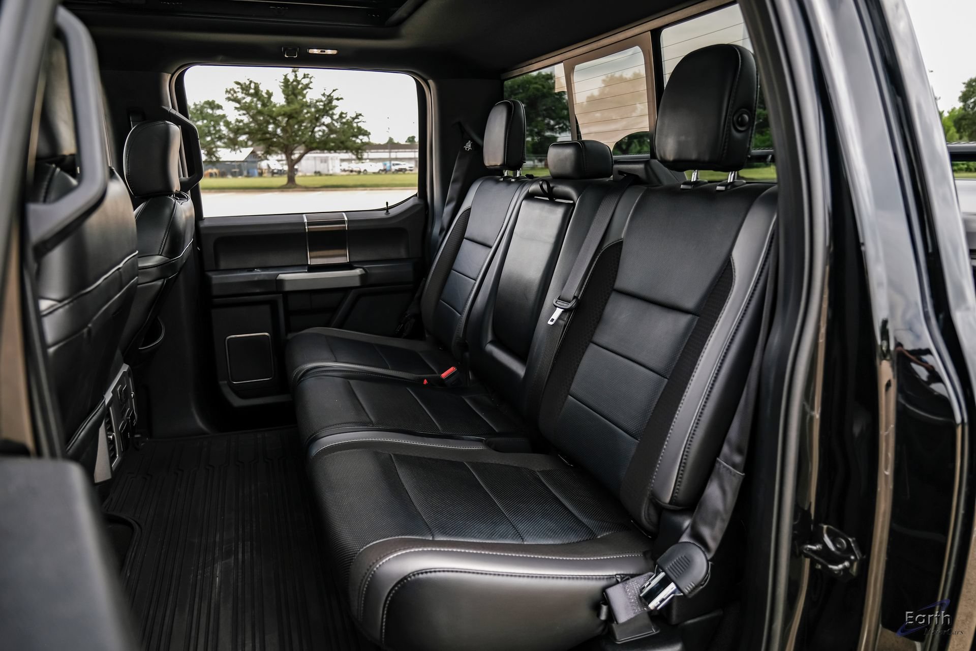 Used 2019 Ford F150 Raptor w/ Equipment Group 802A Luxury AWD/4WD image 86