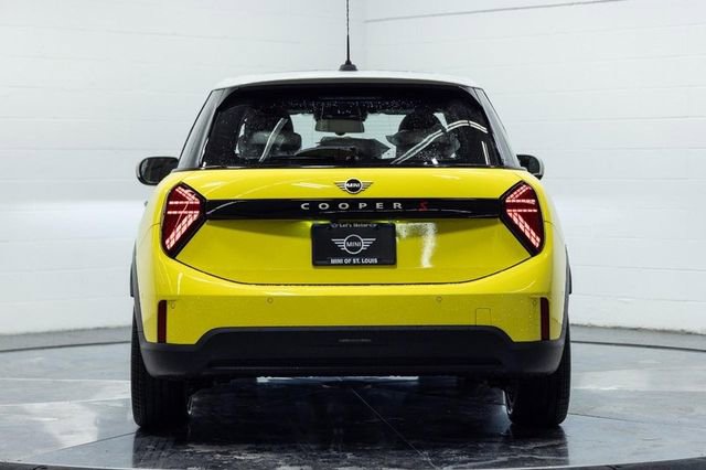 New 2026 MINI Cooper S image 7