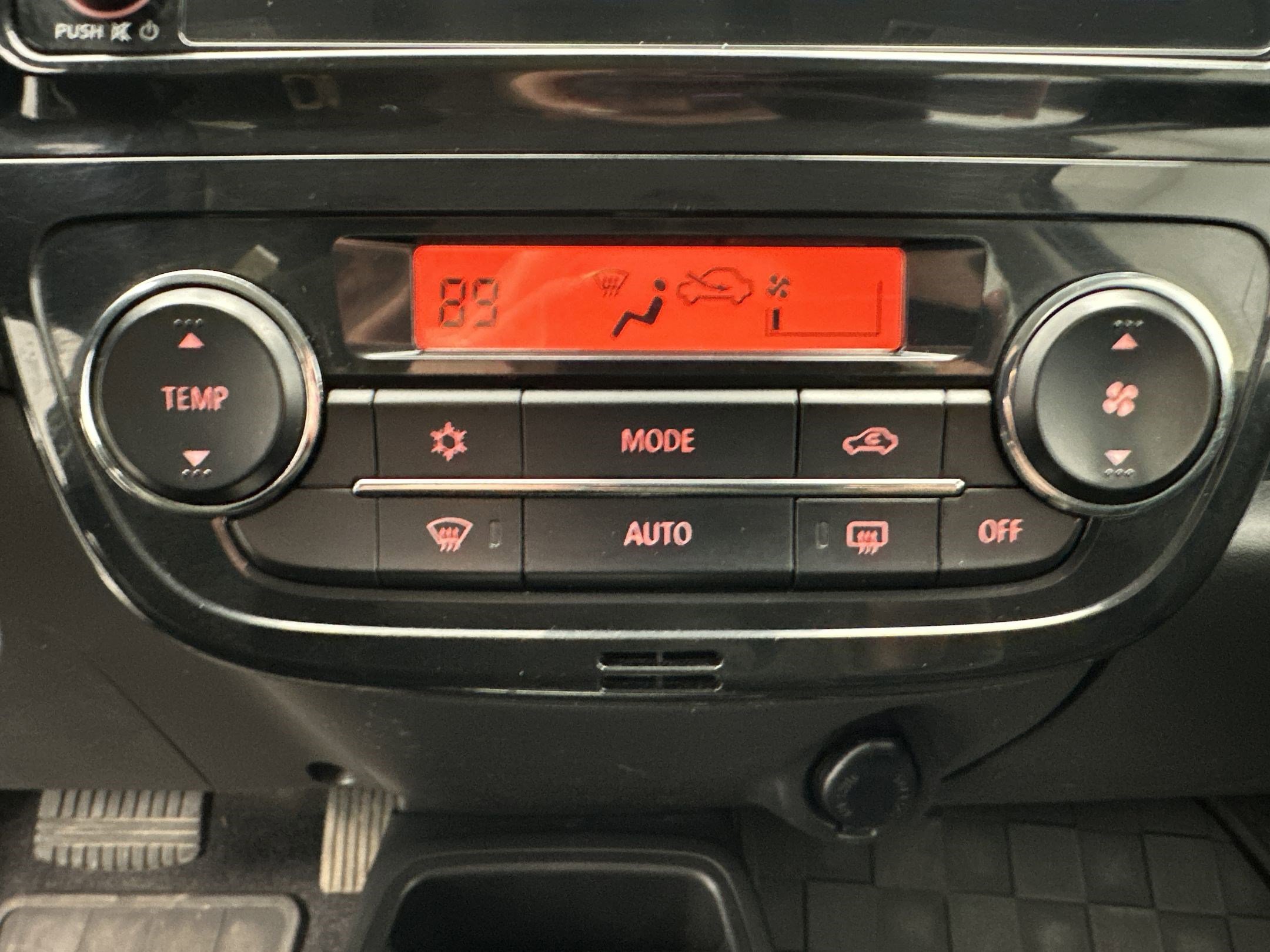 Used 2024 Mitsubishi Mirage ES FWD image 17