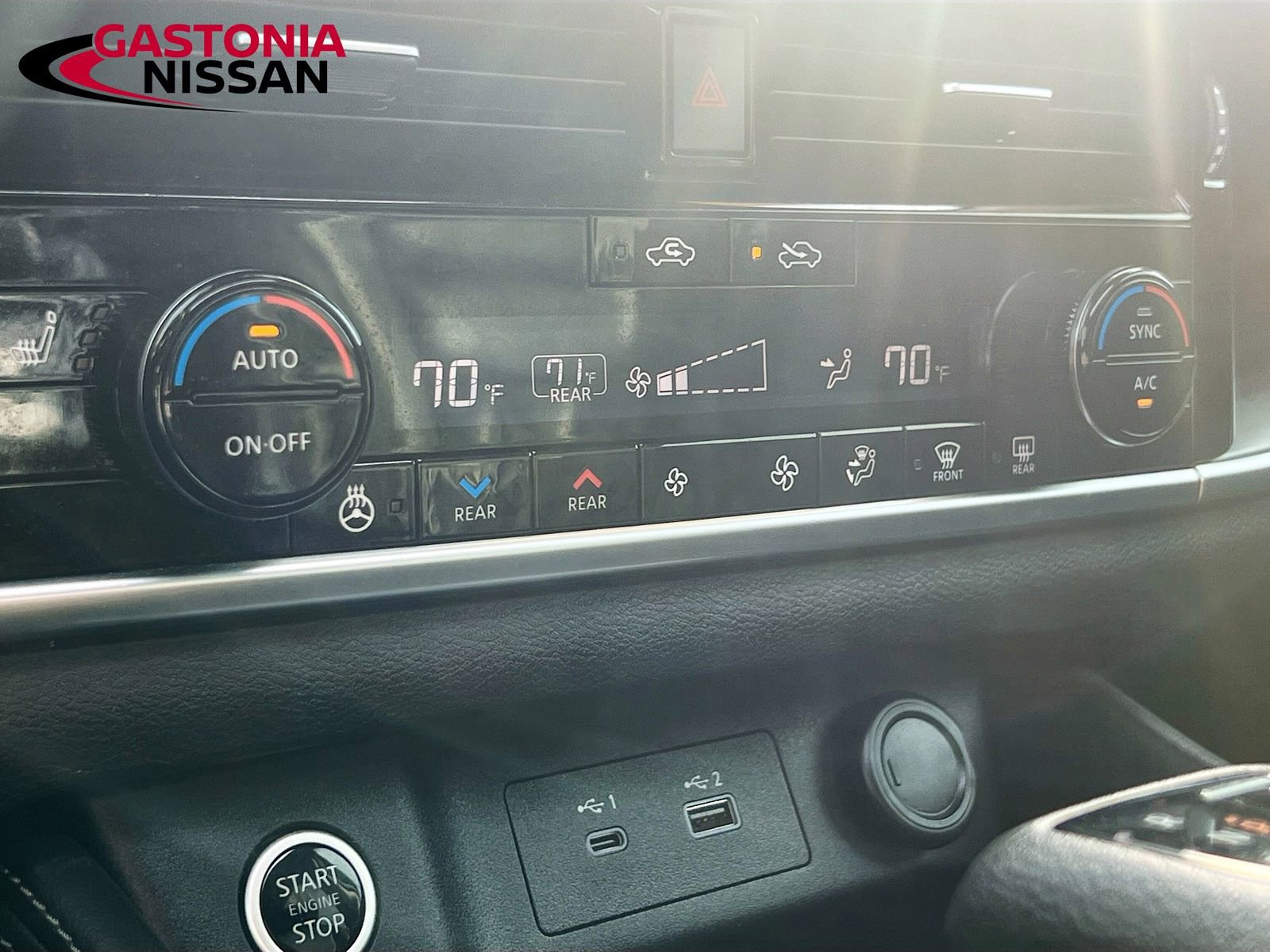 Used 2021 Nissan Rogue Platinum image 21