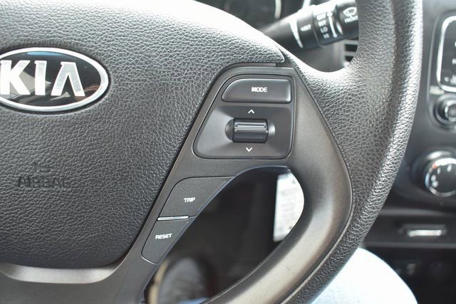 Used 2016 Kia Forte LX image 20