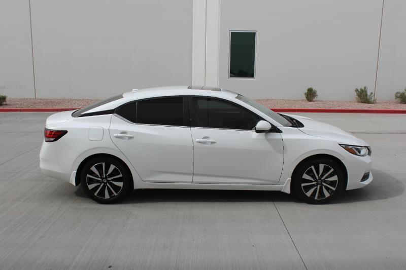 Used 2022 Nissan Sentra SV w/ SV Premium Package FWD image 4