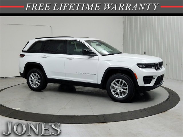 New 2025 Jeep Grand Cherokee Laredo X w/ Trailer Tow Package