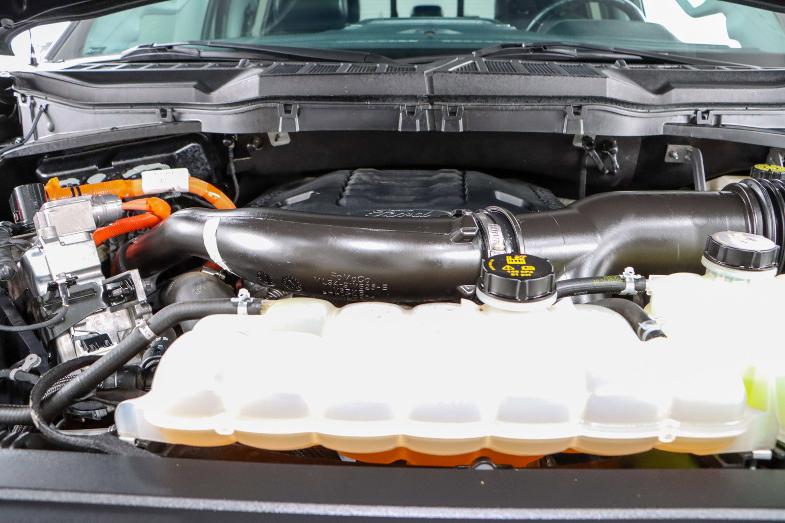 Used 2021 Ford F150 Lariat image 32