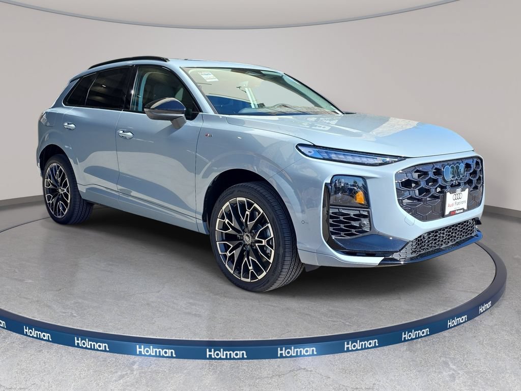 New 2026 Audi Q3 quattro 2.0T AWD/4WD image 3