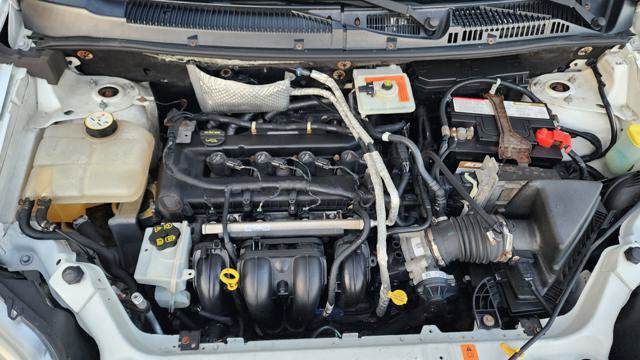 Used 2010 Ford Transit Connect XLT FWD image 21