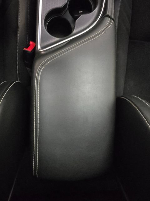 Used 2015 Dodge Challenger SRT w/ Technology Group RWD image 27