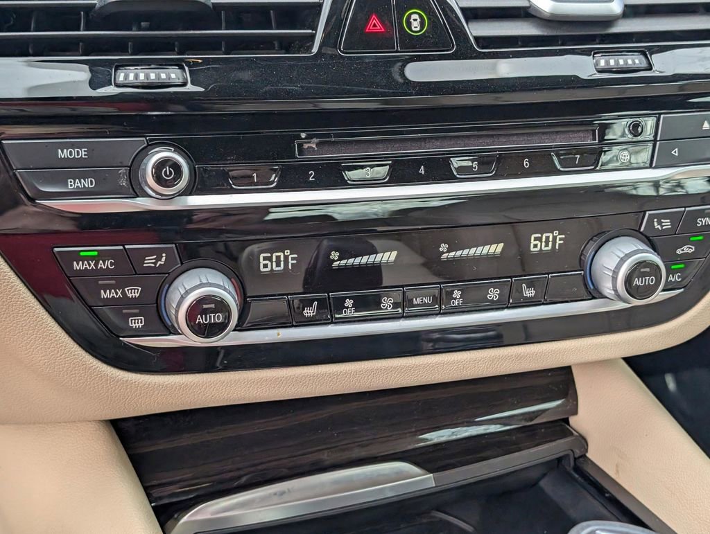 Used 2019 BMW 530i xDrive w/ Convenience Package image 29