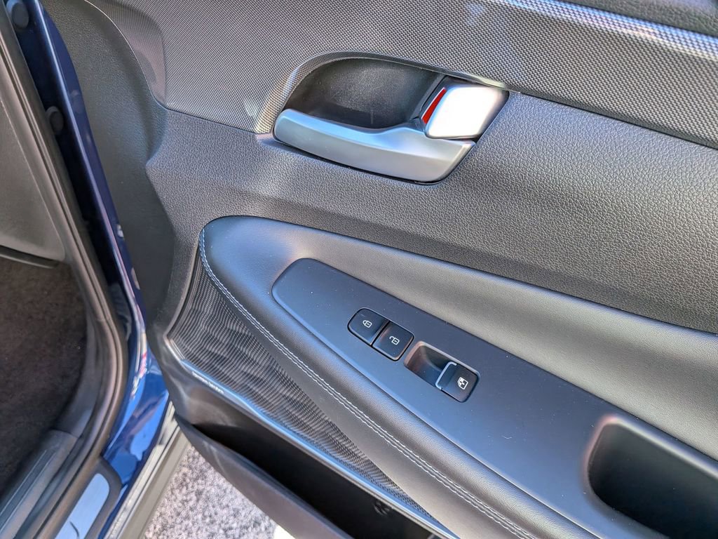 Used 2021 Hyundai Santa Fe Limited image 29