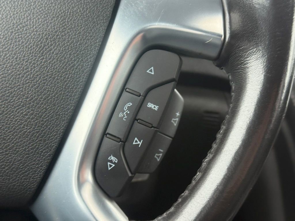Used 2016 Chevrolet Traverse LTZ image 31