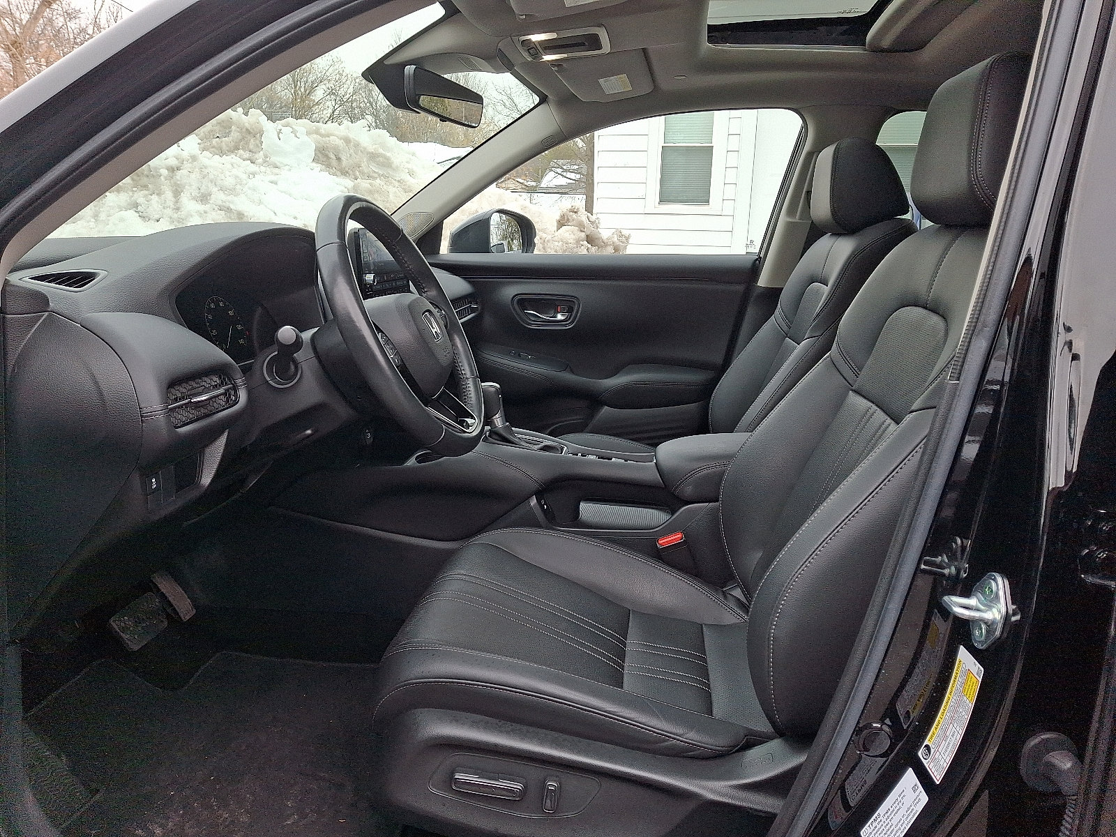 Certified 2024 Honda HR-V EX-L image 16