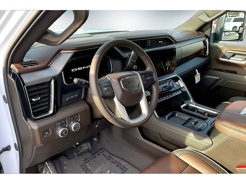 New 2026 GMC Sierra 3500 Denali w/ Denali Reserve Package image 7