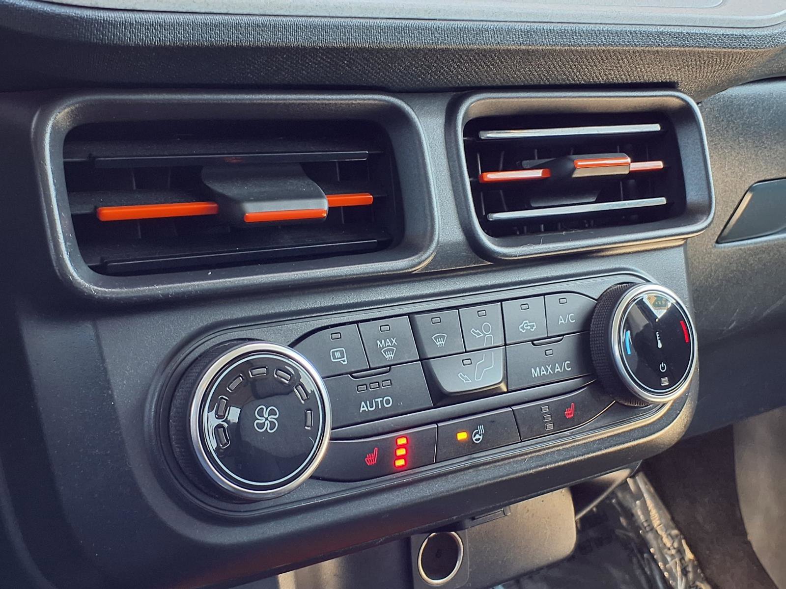 Certified 2023 Ford Maverick XLT w/ Equipment Group 300A Standard image 12