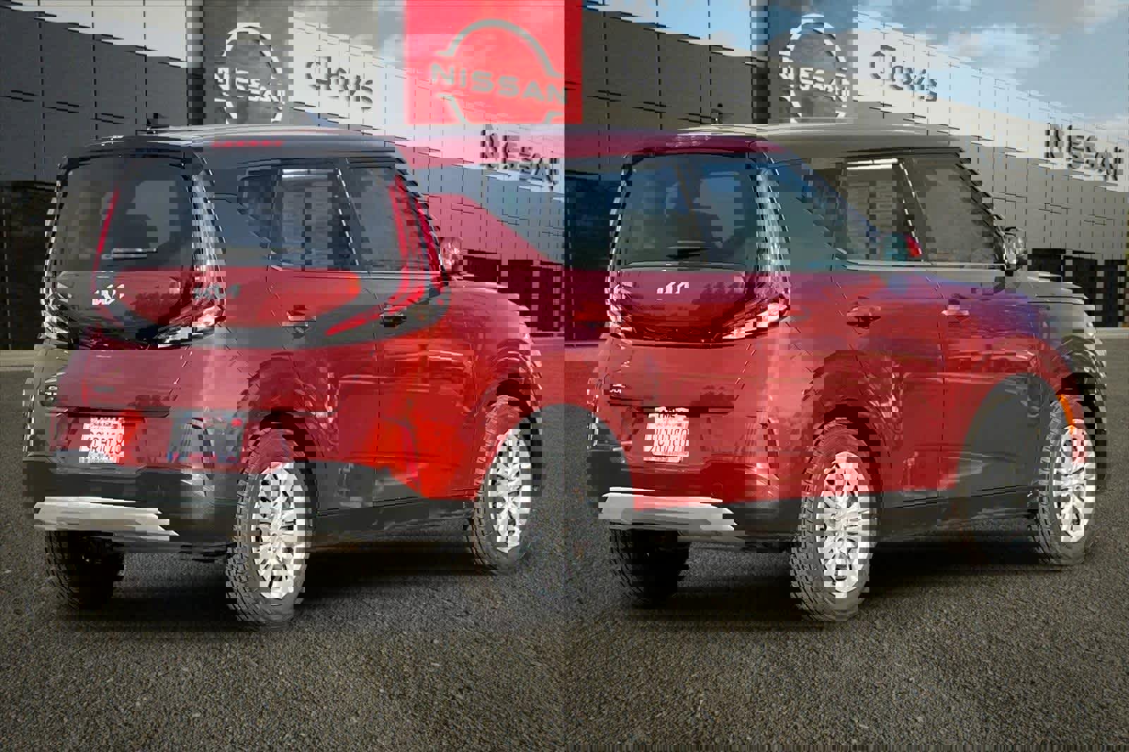 Used 2023 Kia Soul LX image 3