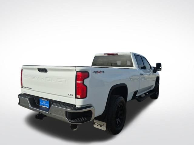 Used 2024 Chevrolet Silverado 2500 LTZ image 5