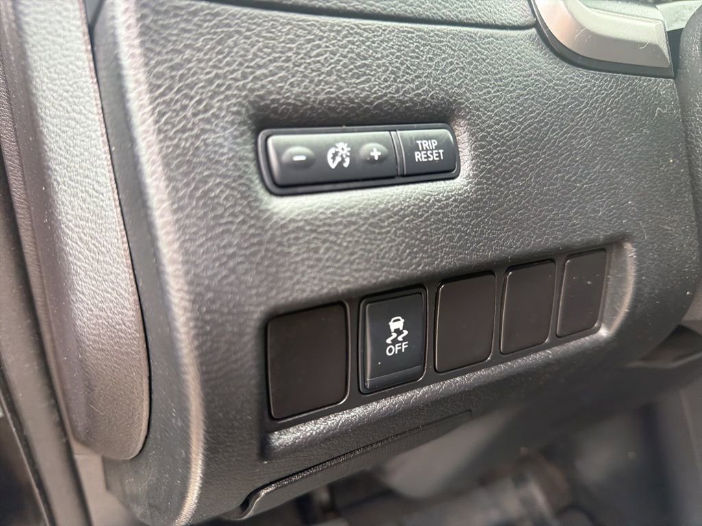 Used 2016 Nissan Murano SV image 15