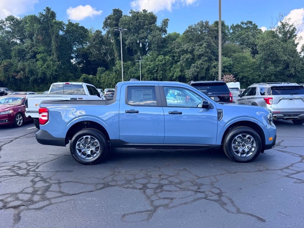New 2026 Ford Maverick XLT w/ XLT Luxury Package FWD image 4