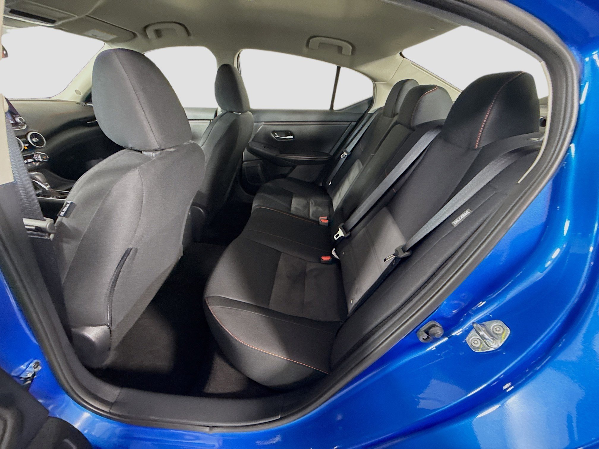 Used 2025 Nissan Sentra SR image 25