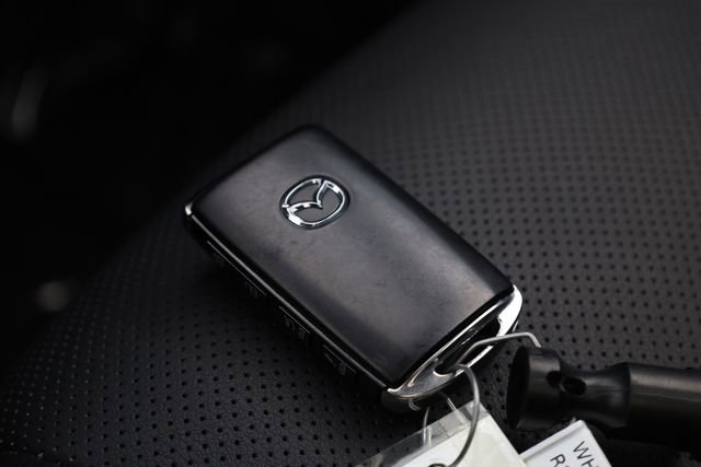 Used 2024 MAZDA CX-90 Plug-In Hybrid w/ Premium Pkg image 30