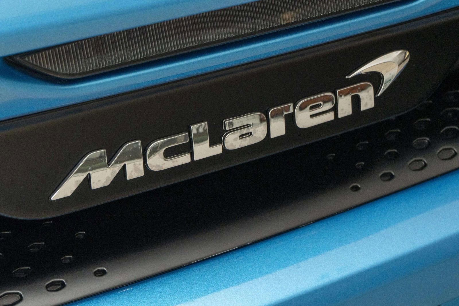 Used 2023 McLaren GT RWD image 41