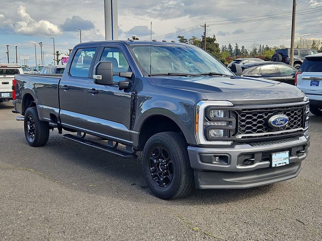 Used 2023 Ford F250 XL w/ STX Appearance Package image 7
