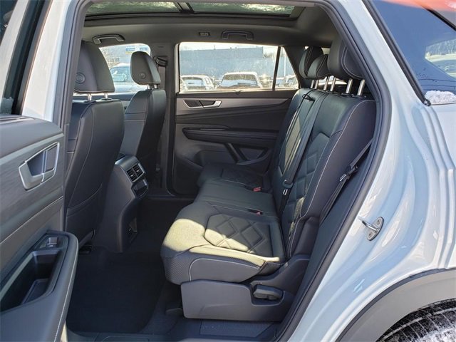 New 2026 Volkswagen Atlas Cross Sport SE image 8