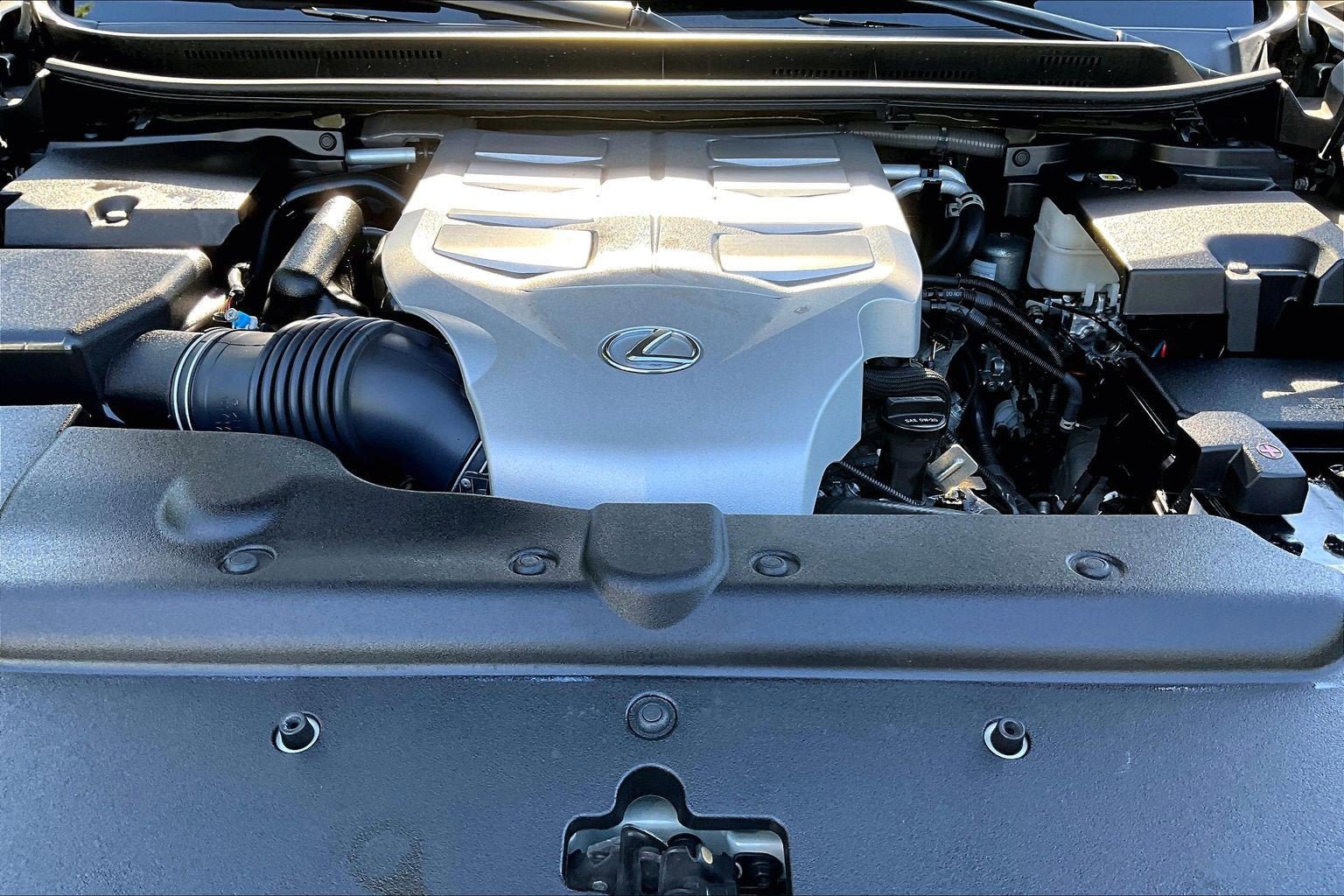 Used 2023 Lexus GX 460 Premium w/ Premium Package AWD/4WD image 9