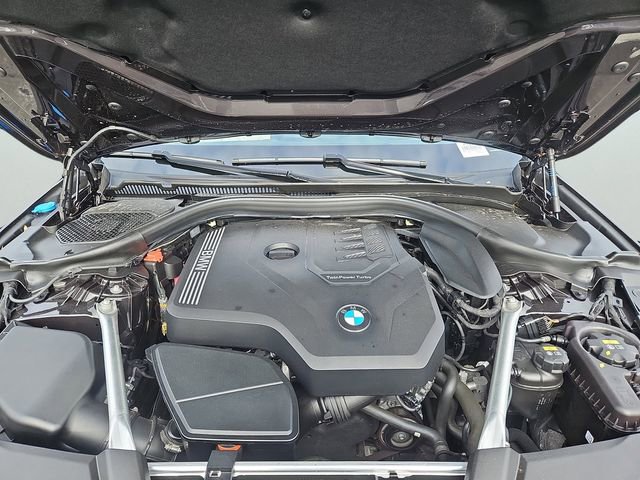 Used 2022 BMW 530i xDrive w/ Premium Package image 37