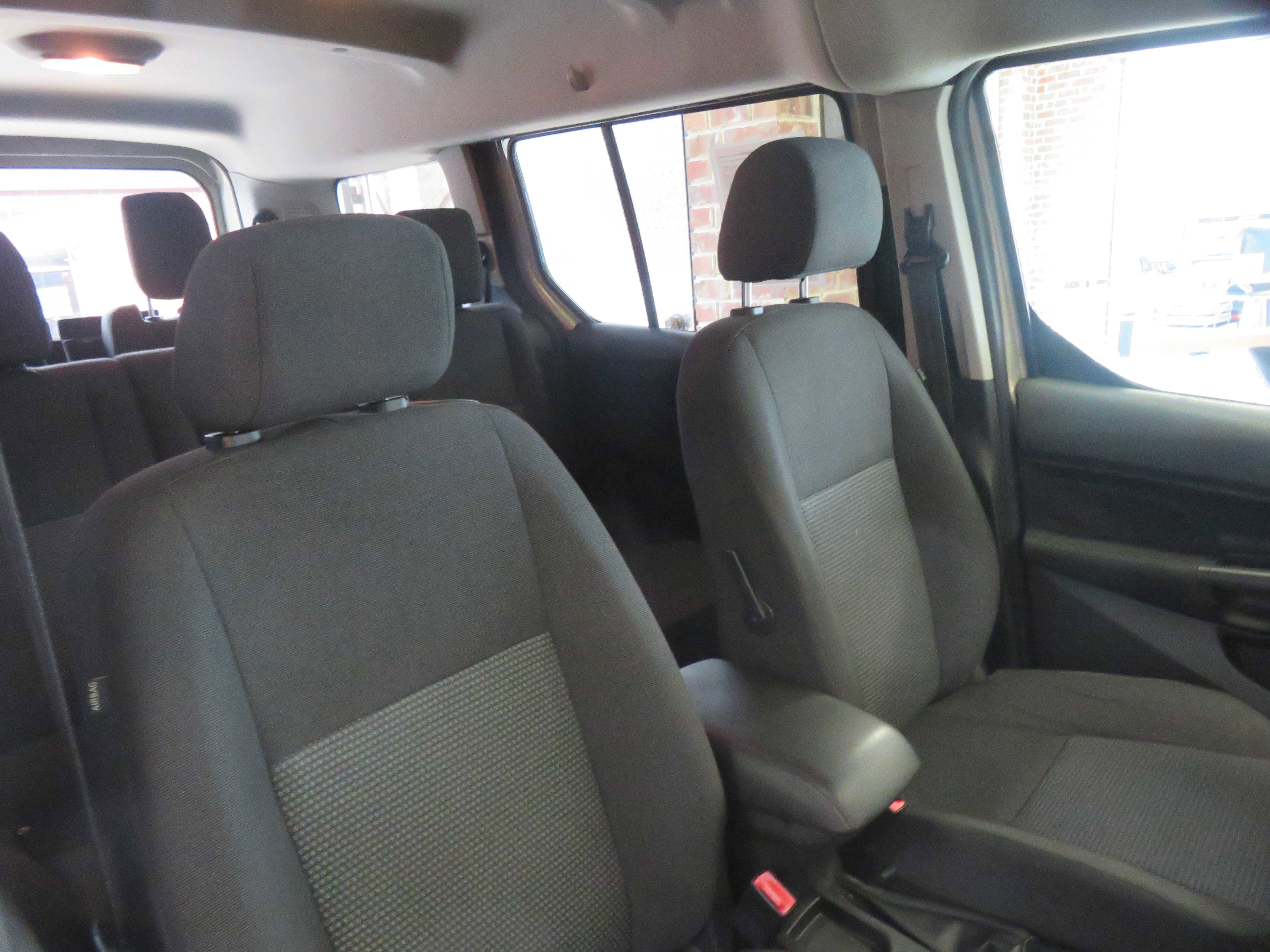 Used 2016 Ford Transit Connect XL image 24